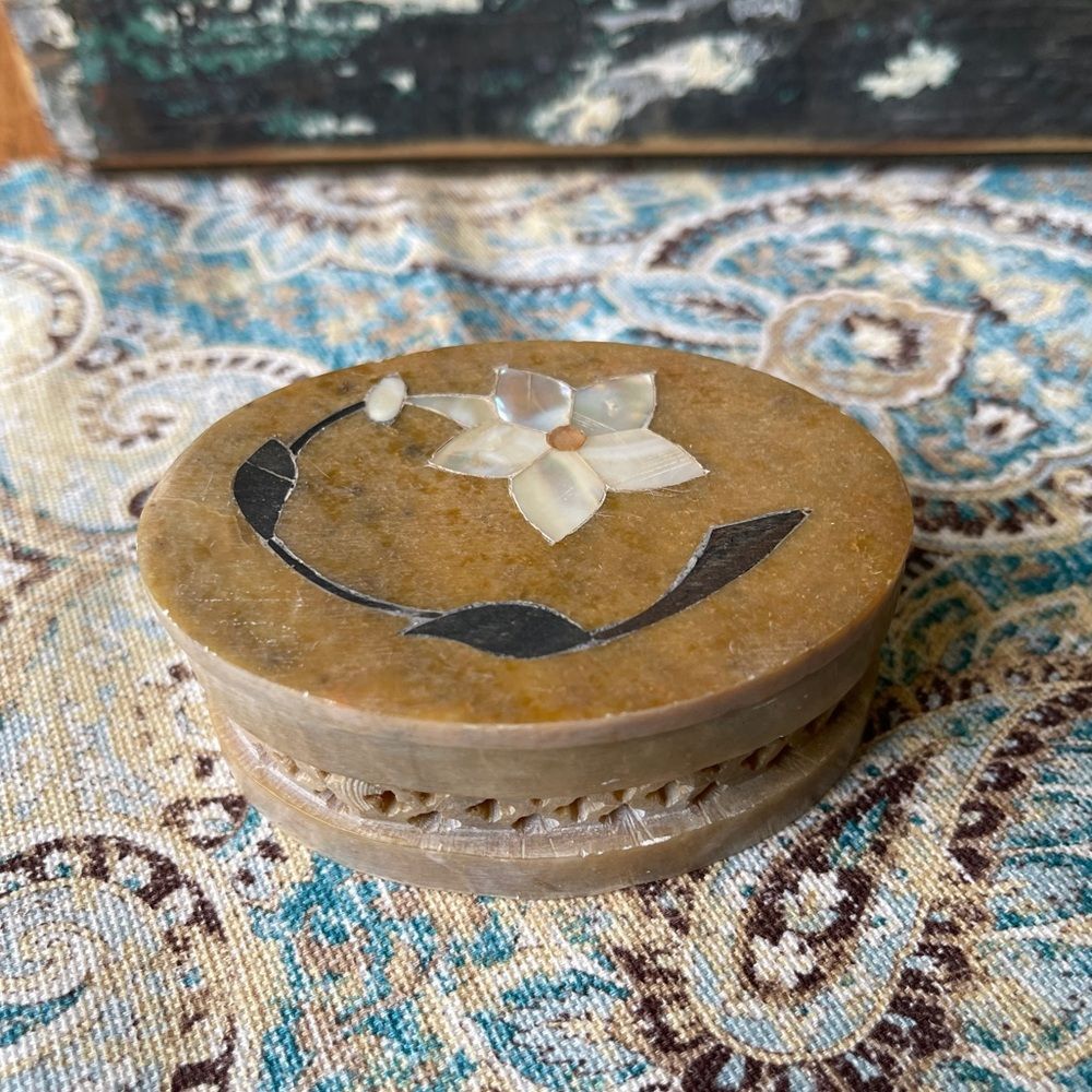 Carved Soapstone Trinket Box Mother of Pearl Inlay Oval Lattice Vintage